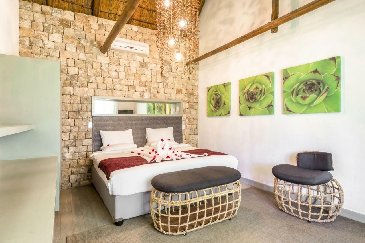 Mokuti Etosha Villa Namutoni Exterior photo